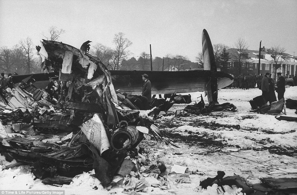 Aviation accident United Airlines DC-8 & TWA Super Constellation