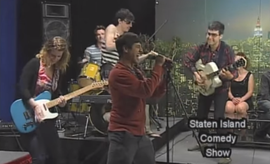 Throwback Thursday: Live From The SI Comedy Show, Les Vinyl’s Music Video For “F For Effort”