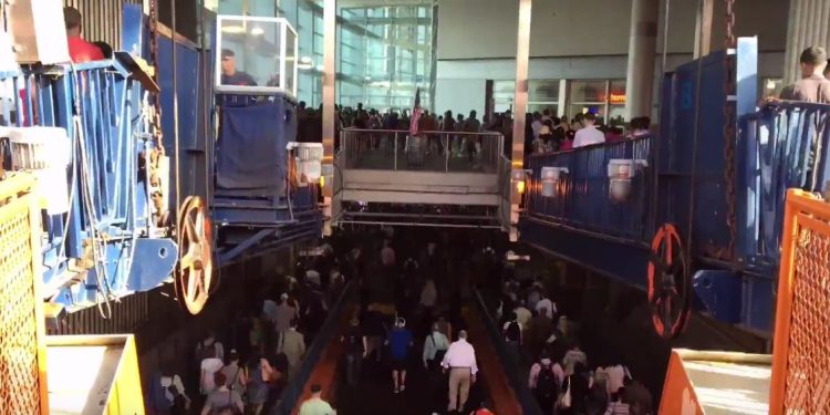 Staten Island Ferry Timelapse - Don Arangio