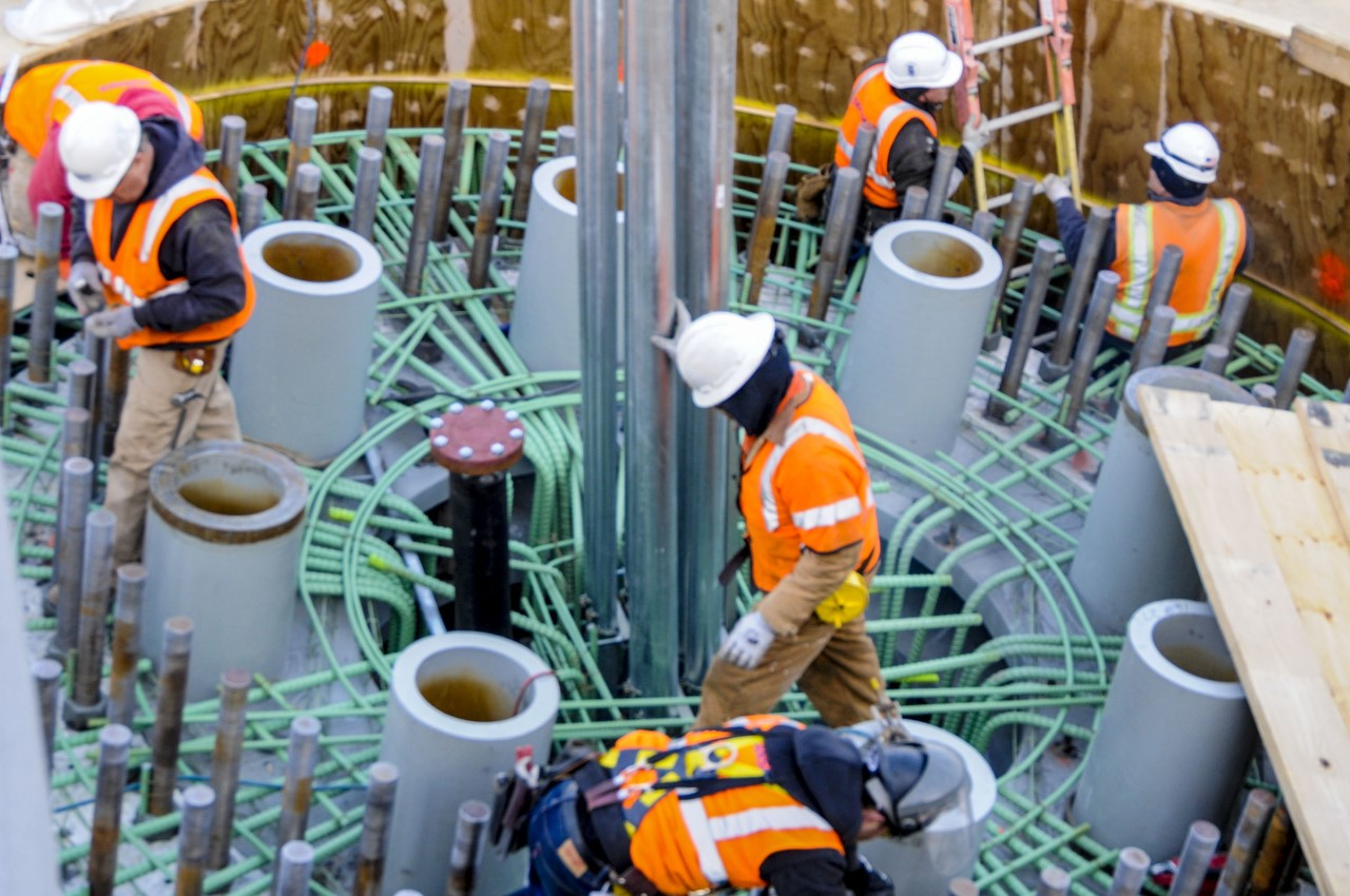 GALLERY: The New York Wheel’s 100-ton Pedestals Are Installed In St. George