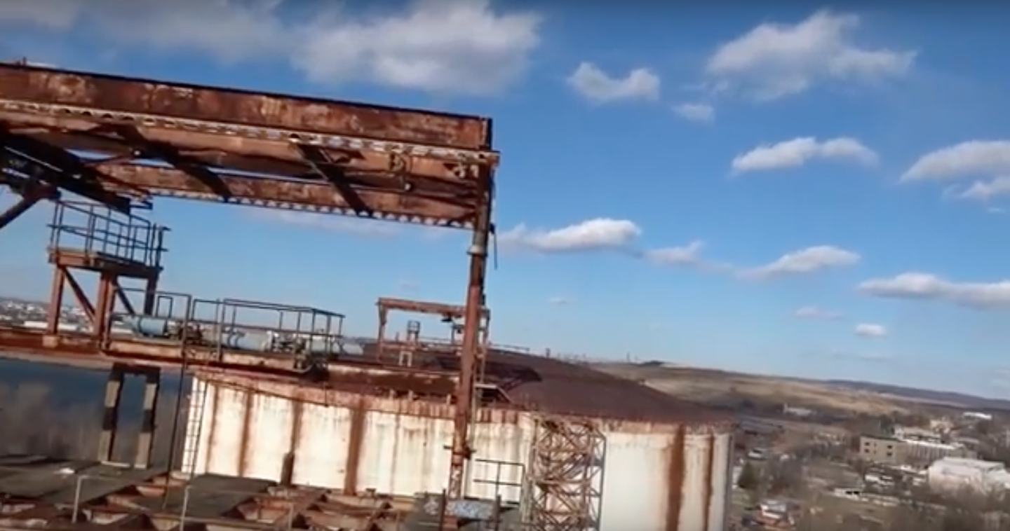 WATCH: Local YouTubers Climb Huge Tanks In Rossville