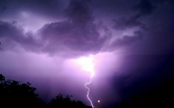 Re-Live This Weekend’s Early Morning Thunderstorm